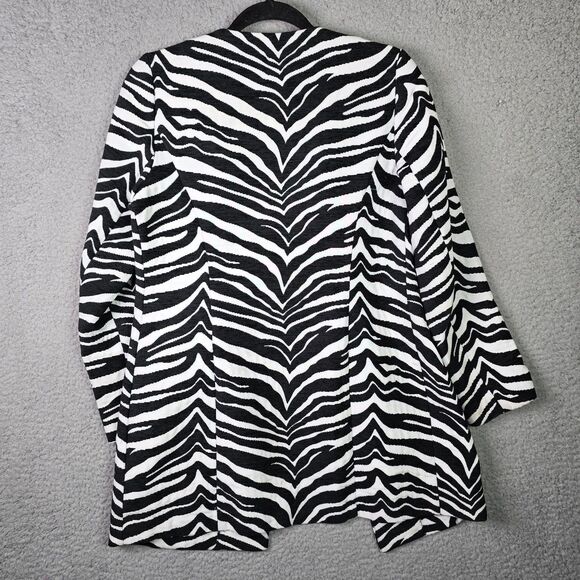 Chicos Zebra Print Knit Blazer Jacket Size 0 Slit Pockets Snap Closure - Picture 7 of 13